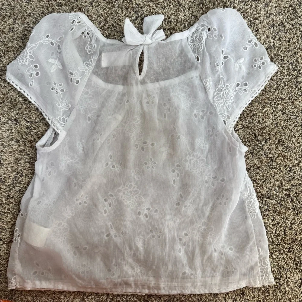 Abercrombie & Fitch White Embroidered Blouse - Picture 8 of 9